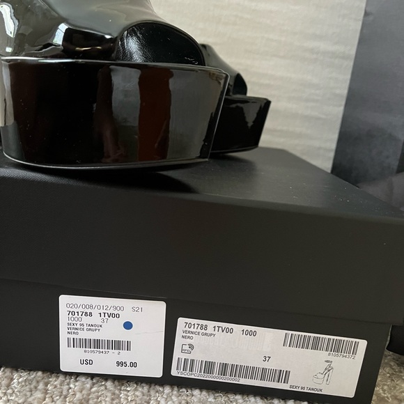 Saint Laurent black patent platform size 7. Worn once for an hour. - Picture 8 of 8